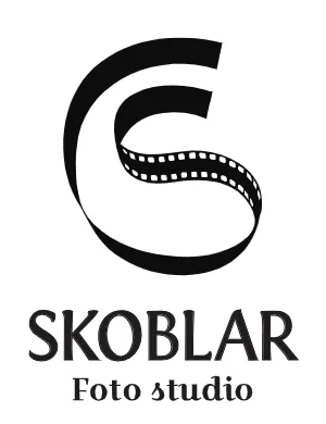 The Skoblar Foto Studio logo, an S formed from a curling strip of film